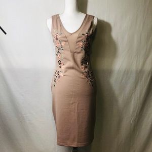 Flowers embroidered mid dress